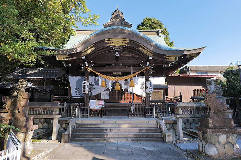 御本殿・拝殿の写真